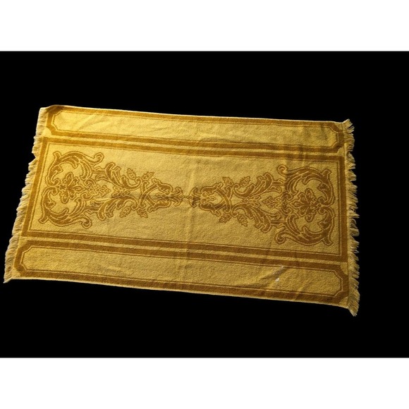 Vintage Fashion Manor Hand Towel Harvest Gold Dark Yellow Fancy 70s MCM 38"x22" - Picture 2 of 6